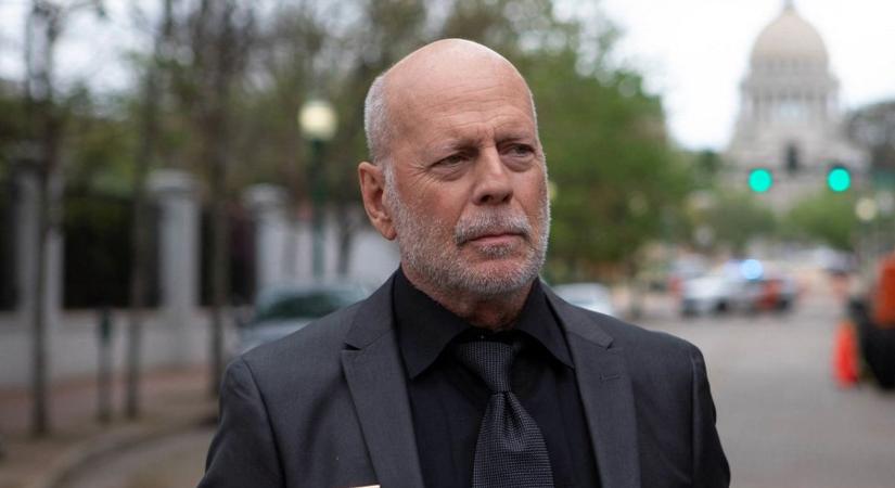 Megrázó friss felvételt tettek közzé Bruce Willisről: szíven ütő a színész állapota