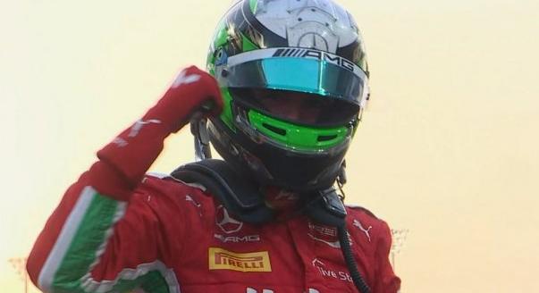 Formula-2: Vesti parádézott a sprinten