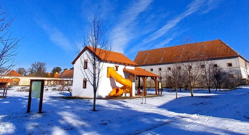 Adventi készülődés a majorban 2023 Keszthely