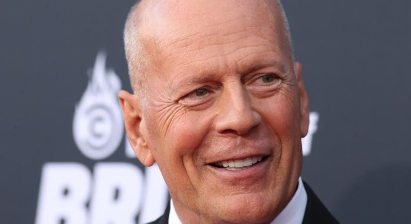Felzaklatja a rajongókat a nagybeteg Bruce Willis legújabb fotója