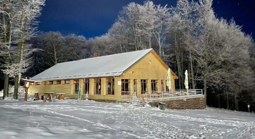 Fehérben pompázott szombaton a Kékestető  fotók