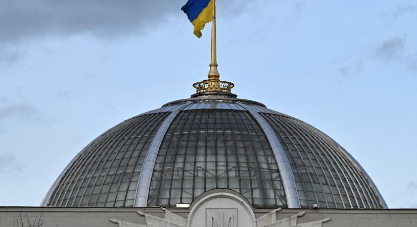 Szobrot állítottak az ukrán hadifogolynak, akit az oroszok kamera előtt végeztek ki