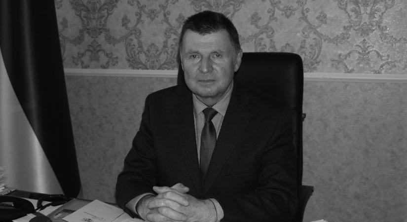 Váratlanul elhunyt Barta József