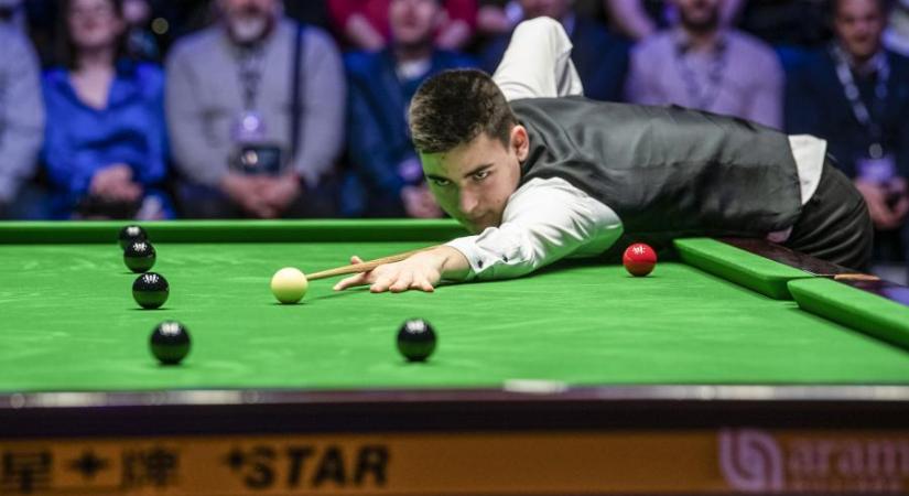 Egy magyar tini snookeres meghódítaná Angliát