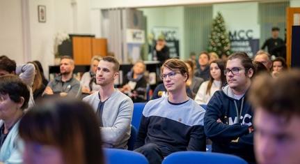 Akár 70-et is érhetne, de a pécsi egyetemen csak 10 többletpontot számolnak majd el az MCC programjáért