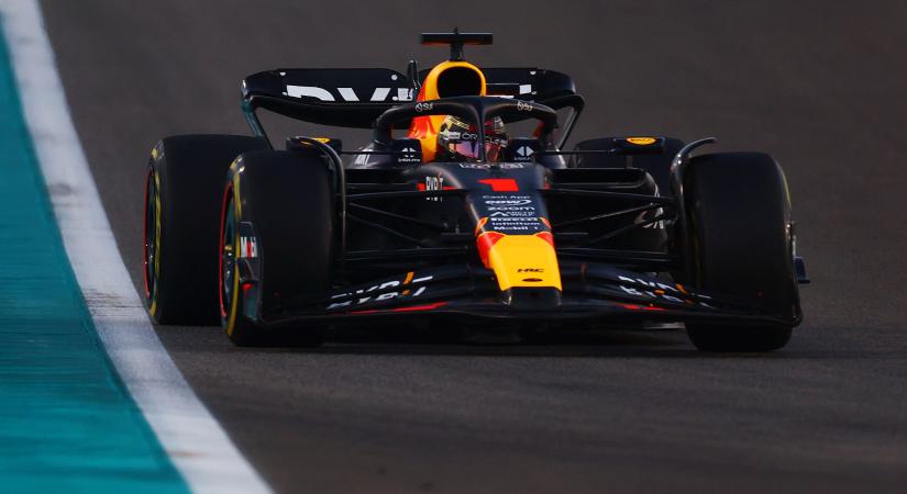 F1: Szándékosan elengedte a Ferrari a Red Bullt a szezonzárón