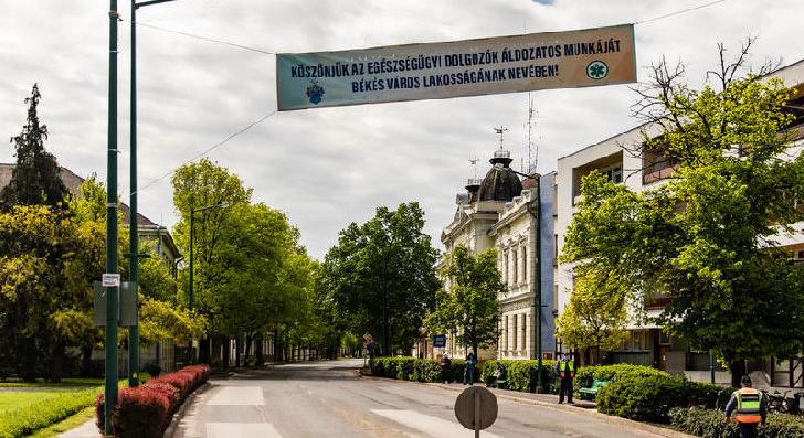 Ismét