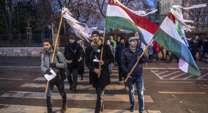 Akinek esze van, elmegy a közoktatásból –Videó a keresztény tanárok ballagásáról