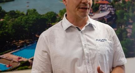Szelényi Zoltán: nem nézheti „levegőnek” az orvosokat a kormány