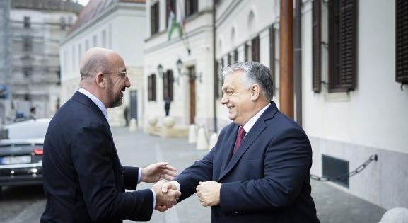 Fontos vendége volt hétfőn a Karmelitának