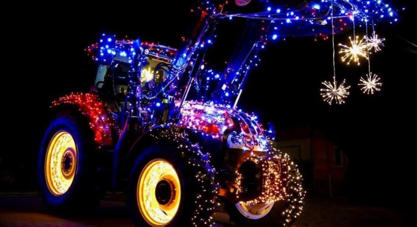 Light tractor parade in Baranya