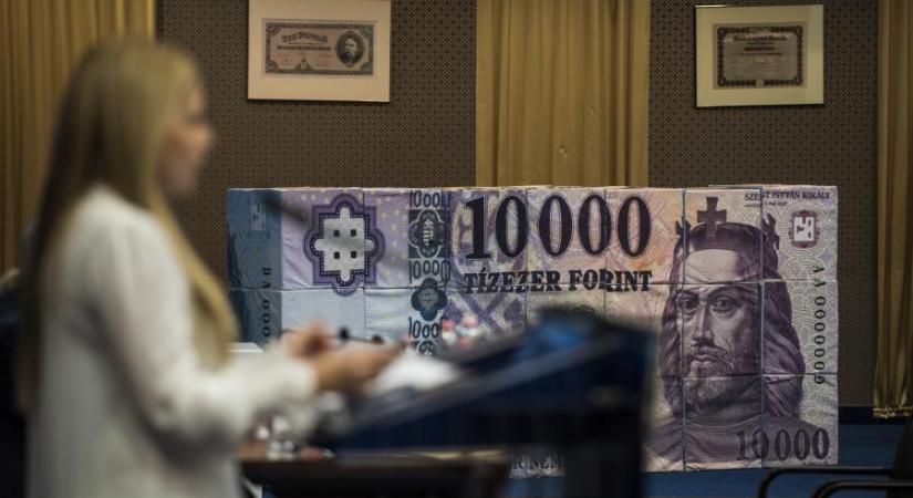 Növekedtek a bérek Magyarországon, de magával rántotta őket az infláció