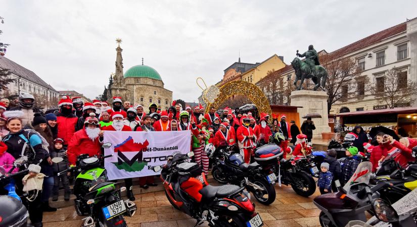 Motorra fel! Ismét Mikulások gurulnak végig Pécsen