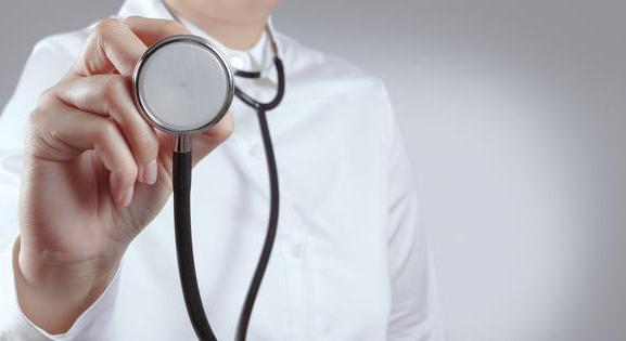 Egyre kevésbé várnak a magyarok az állami egészségügyre