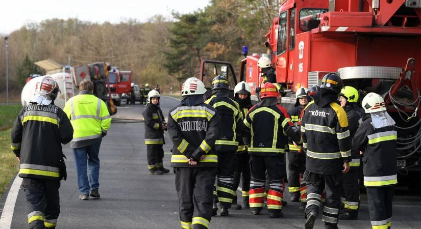 Fotókon mutatjuk a nagybajomi halálos baleset helyszínét
