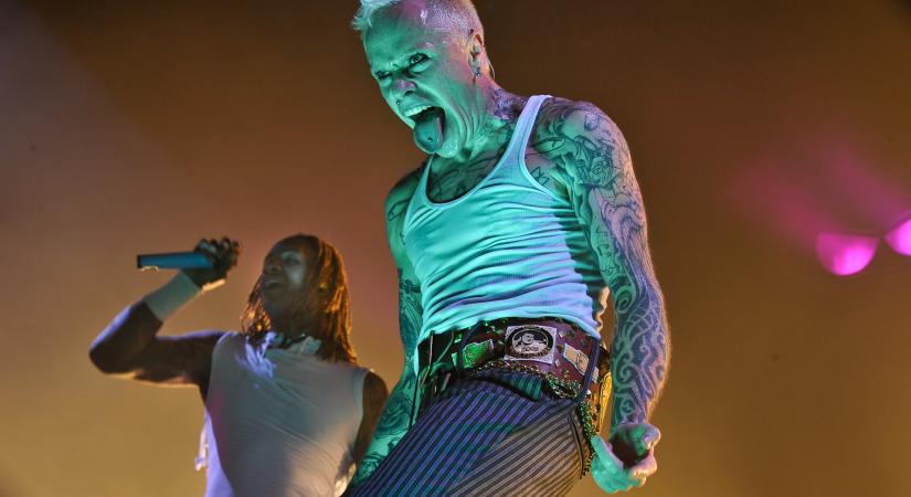 A The Prodigy huszonhat év után kevésbé bántóra változtatta a Verd össze a szukámat! című számának szövegét