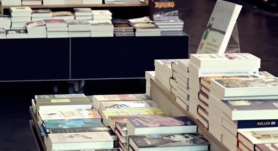 Demeter Szilárd szerint a könyvfóliázás már évtizedek óta működik Európában