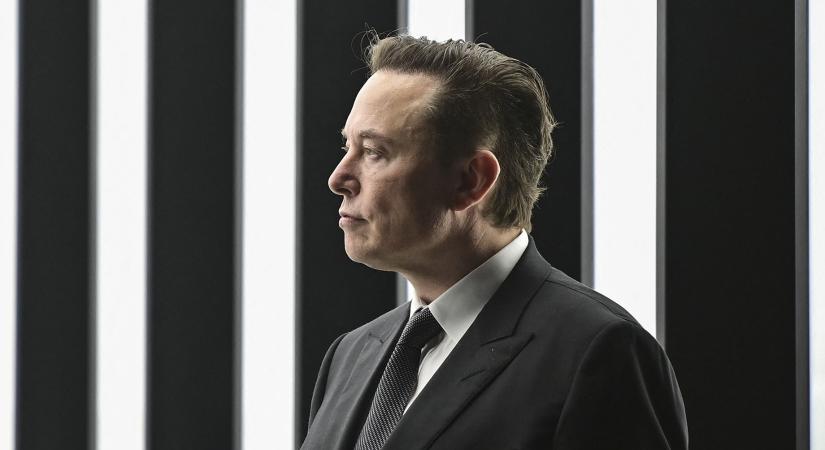 Segít Izraelnek Elon Musk