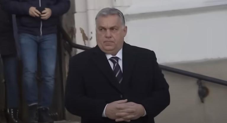 Uniós kilépésünket tesztelik Orbánék titkos közvélemény kutatásukban