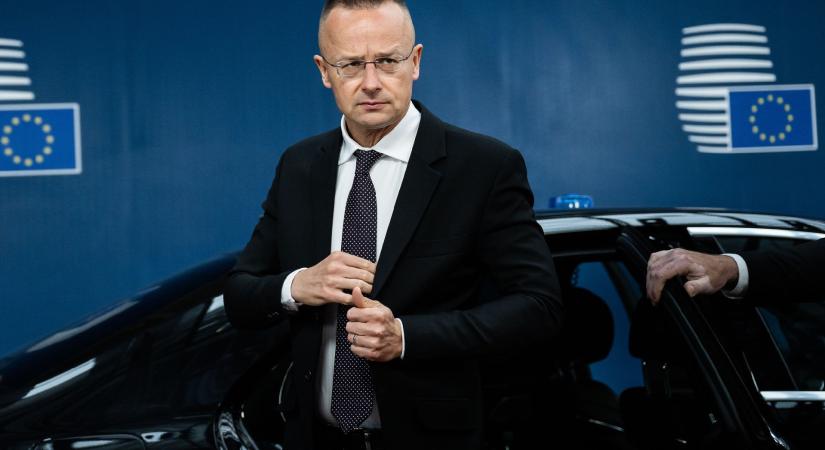 Szijjártó szerint az uniós szankciók miatt halnak meg tízezrek a háborúban
