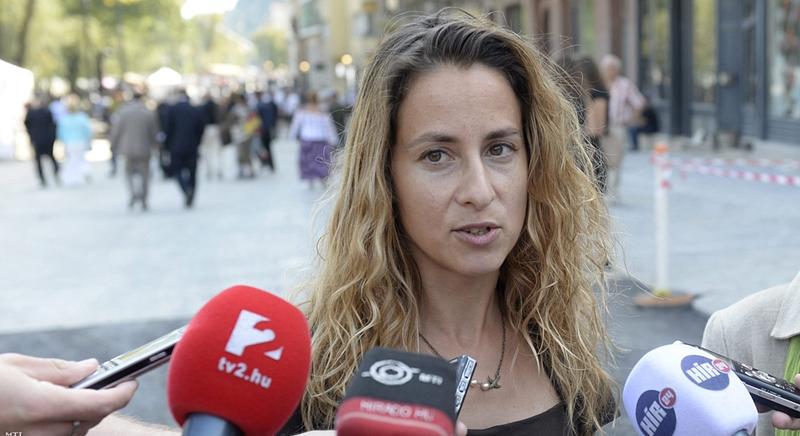 „Mégis, kinek az élete?” – A Párbeszéd politikai vitanapot kezdeményez az eutanázia kérdéséről
