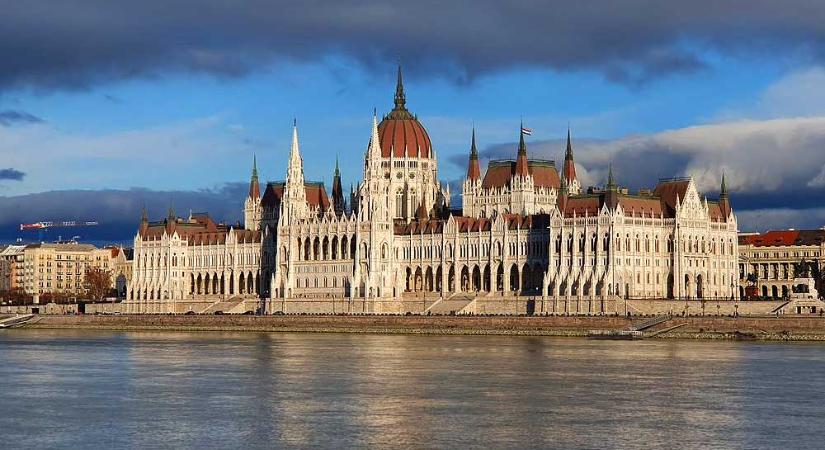 Elköltözhet az Országgyűlés a Parlament épületéből, már megvan, hová mennek a képviselők