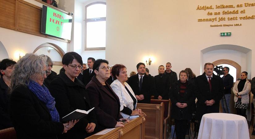 Lezárult a 217 éves apostagi templom teljes körű felújítása – galériával