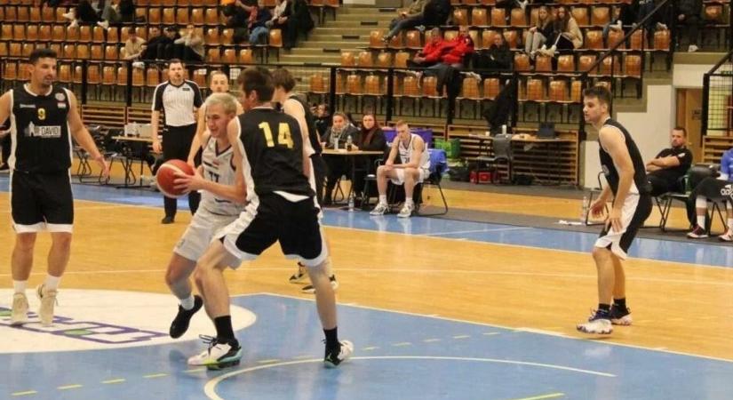 Egy lépésre került a DKKA együttese a négyes döntőtől