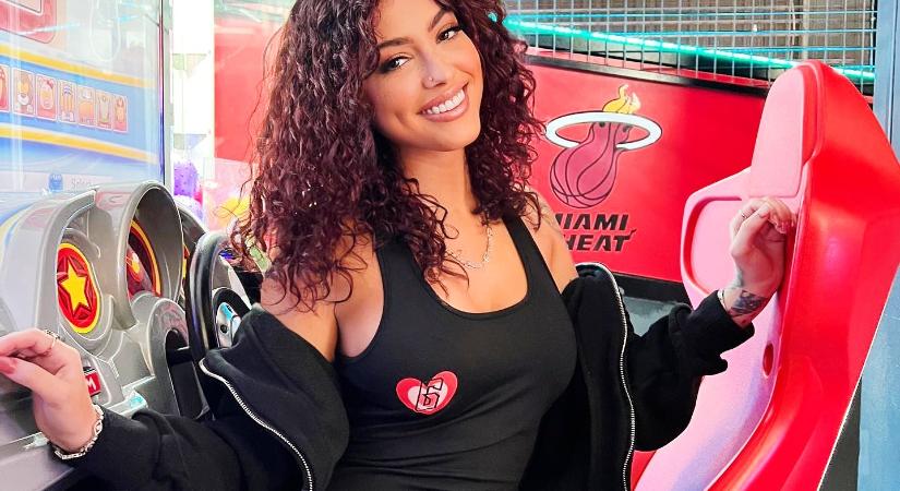 Több mint egy magyarországnyi ember követi Instagramon ezt a lányt