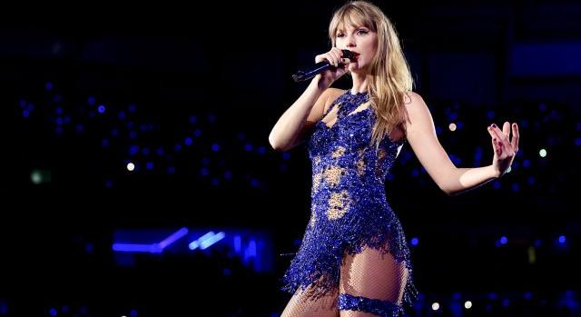 Taylor Swift meghívta utolsó brazíliai fellépésére a koncertjén elhunyt rajongó családját