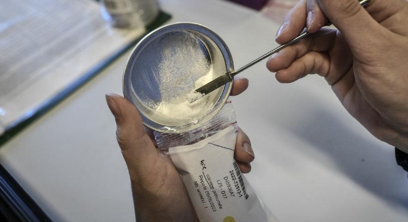 Ölik egymást a drogkereskedők Franciaországban