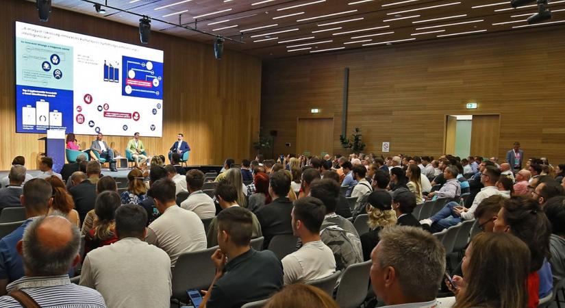 Egymillió mesterséges intelligenciára épülő munkahely 2030-ig