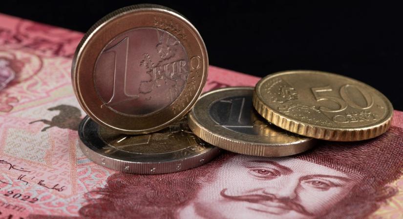 A lélektani határon billeg a forint