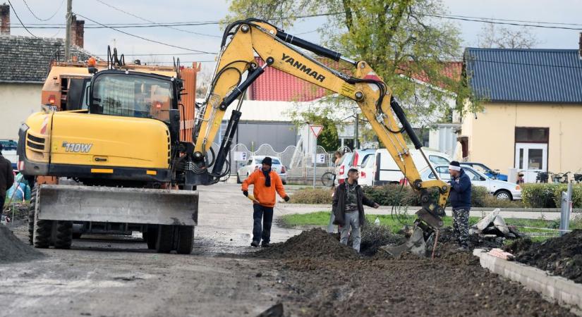 Tovább fejlesztik a Szemere Bertalan utat Miklóson