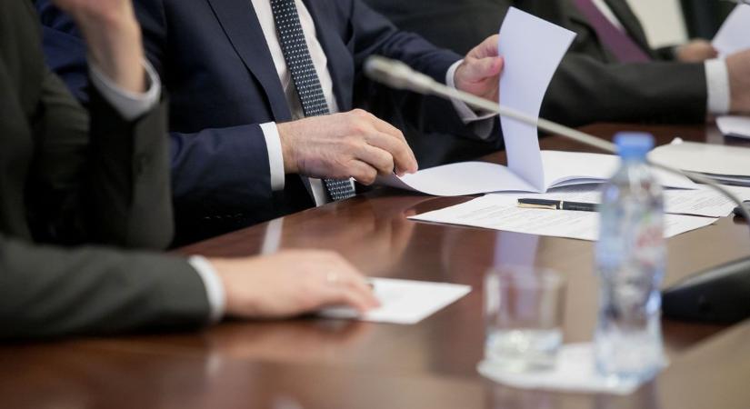 Orvosok többlettámogatásáról is dönthet a jászárokszállási testület