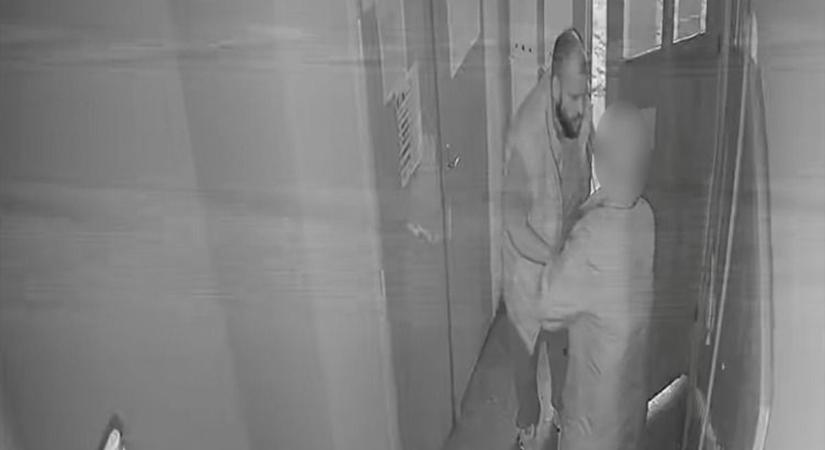 Szeméremsértés miatt keresik a dunaújvárosi rendőrök