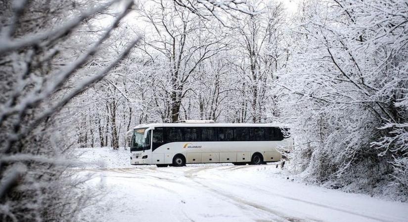 Késnek a buszok Eger és Szomolya között