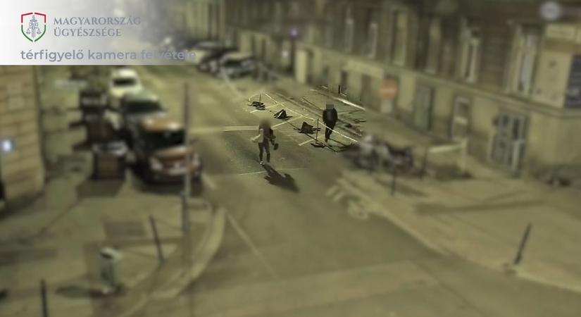 Az utcán bántalmazta nőismerősét – videóval