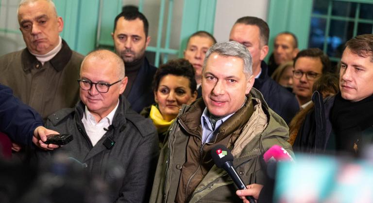 Elvitték Budapest elővárosából a mozdonyt a Szeged-Szabadka vonalra