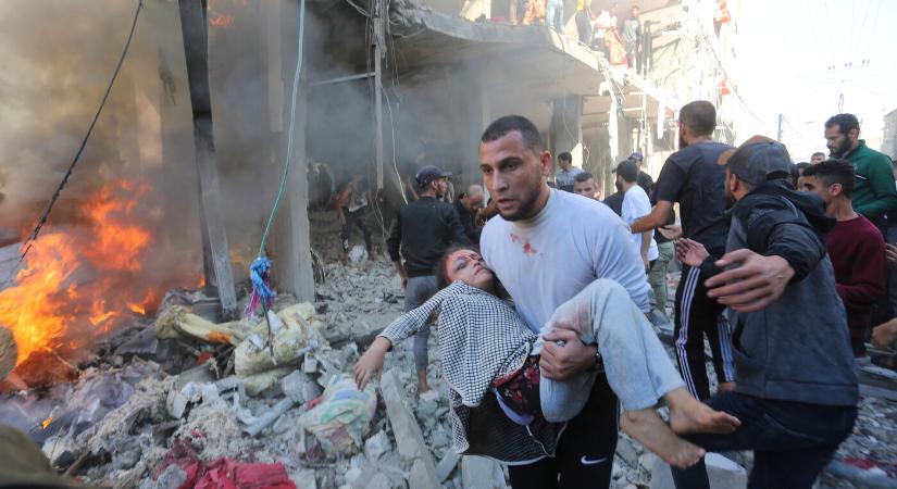 Francia hadihajó érkezett Egyiptomba, gázai sebesülteket fognak gyógyítani a fedélzetén