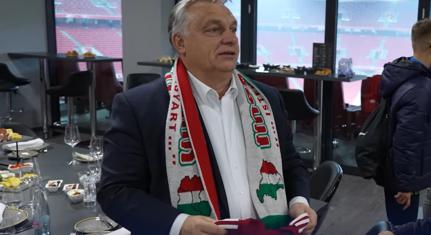 Párton belüli bizalmas felméréssel teszteli a Fidesz az EU-ból történő kilépés lehetőségét