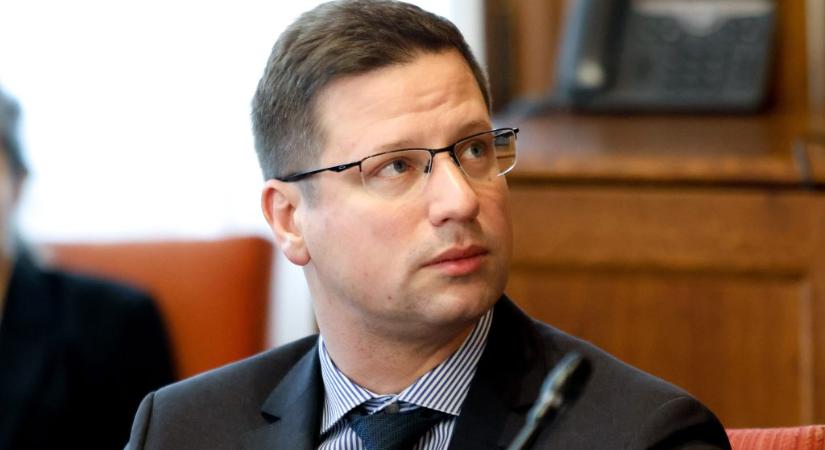 Gulyás Gergely: Nem veszélyezteti a sajtót a szuverenitásvédelmi törvény