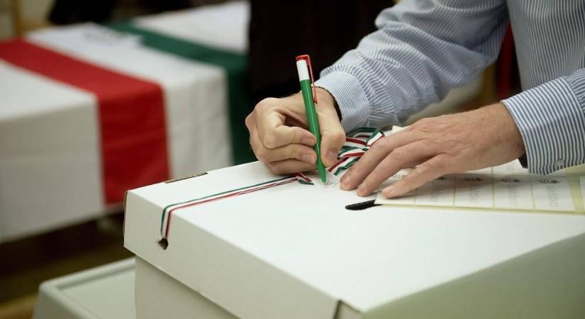 Átengedte a Kúria az LMP népszavazási kérdését a kiemelt beruházási törvény visszavonásáról
