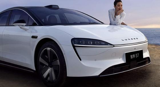 12 millió forintos áron debütált a Huawei ígéretes új villanyautója Kínában