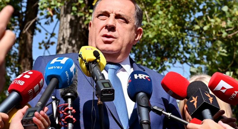 Dodik egyre hangosabban hirdeti, hogy a Szerb Köztársaságnak el kell szakadnia Boszniától