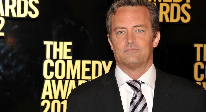 Matthew Perry családja alapítványt hozott létre szenvedélybetegek megsegítésére