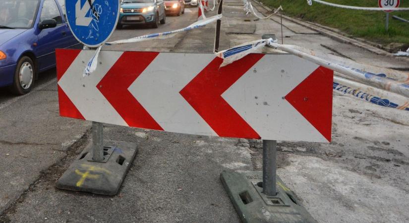 Tovább tart a Repülőtéri úti vasúti aluljáró lezárása Miskolcon