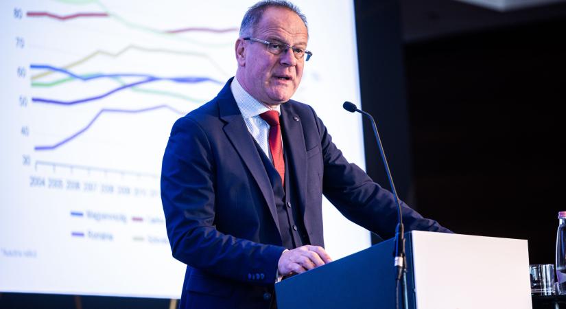 Navracsics: az év végéig újabb döntés születhet a Magyarországnak járó uniós forrásokról