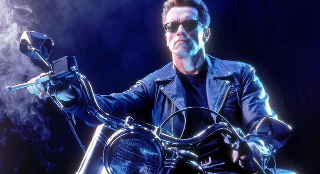 Arnold Schwarzenegger meg akarta változtatni a legendás mondatát, de elküldték melegebb éghajlatra