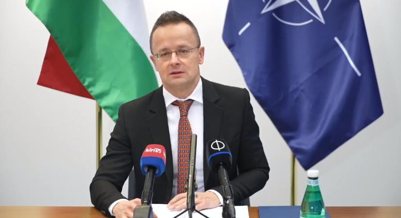 Szijjártó: Ukrajna katonai támogatása kudarc, a NATO-nak újra kell gondolnia stratégiáját